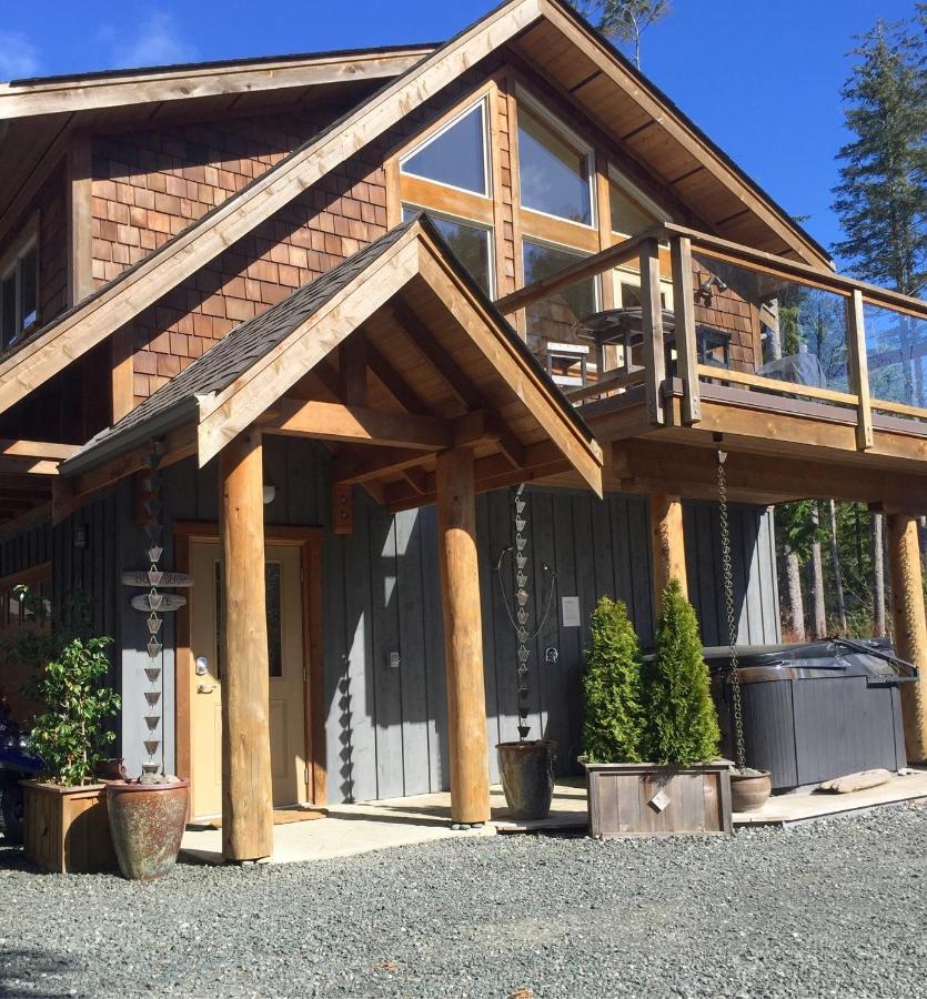 Black Bear Guesthouse Tofino Eksteriør billede
